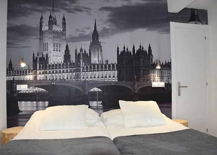 Maite Urban Dreams Pensión